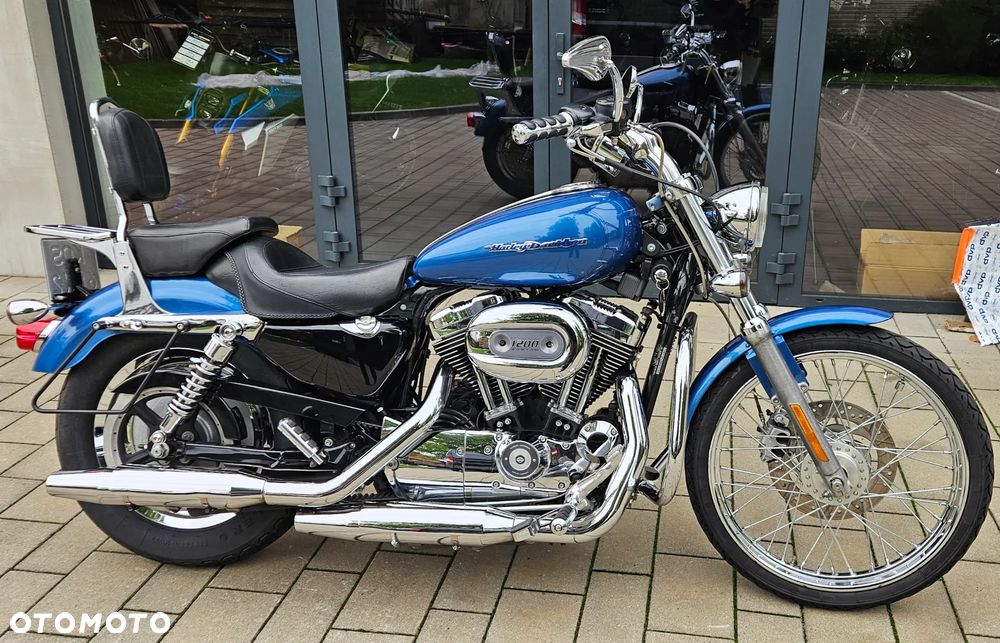 Harley-Davidson Sportster Custom 1200C - 18