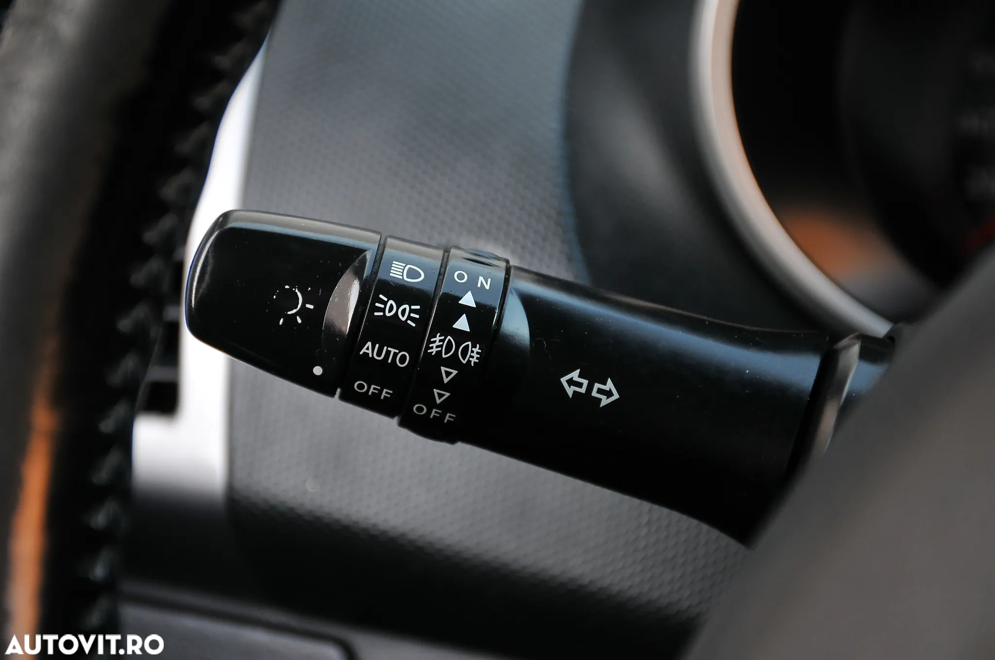 Mitsubishi Outlander 2.0 DI-D 4WD Instyle - 24