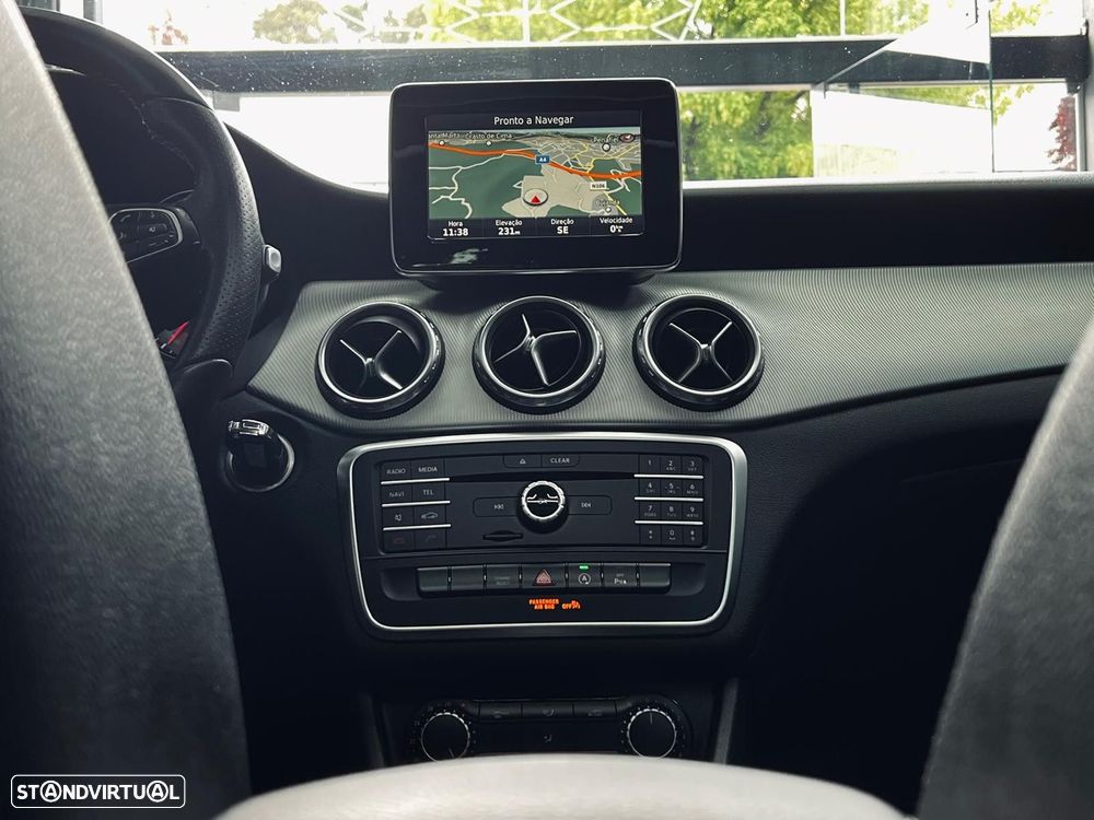 Mercedes-Benz GLA 180 CDI Urban Aut. - 21