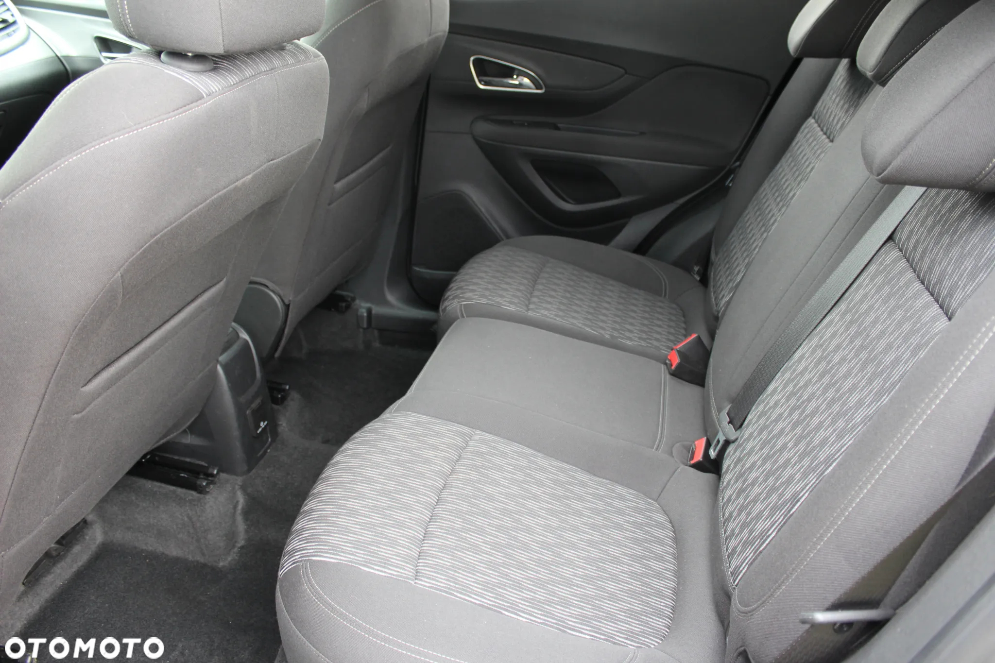 Opel Mokka 1.7 CDTI Enjoy S&S - 9