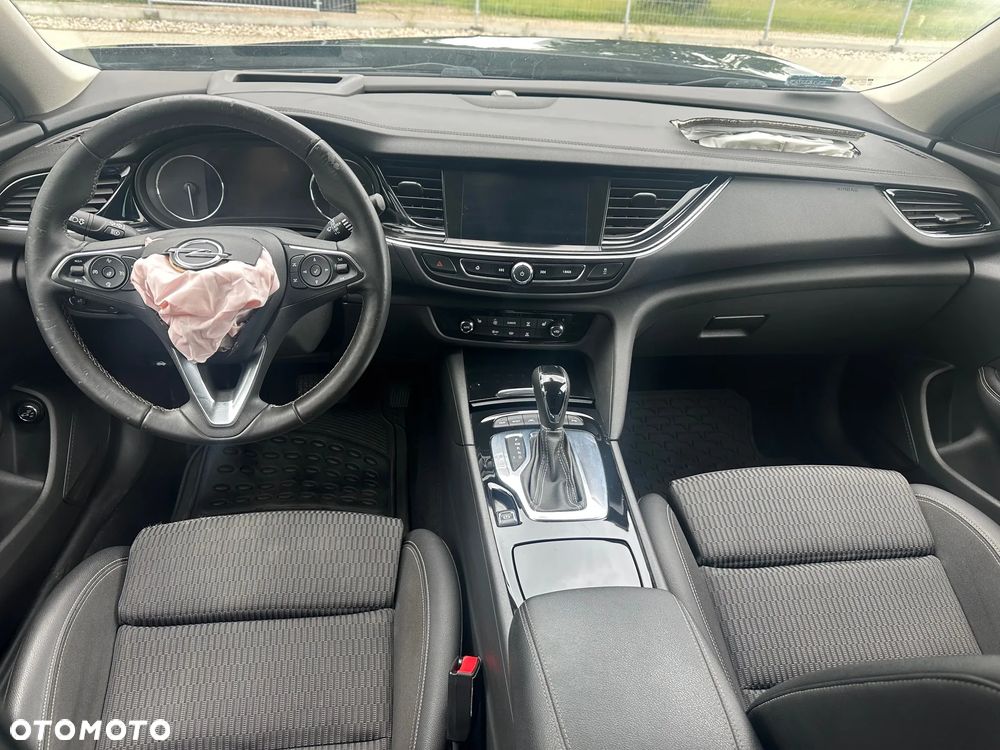 Opel Insignia 1.6 DI Turbo - 11