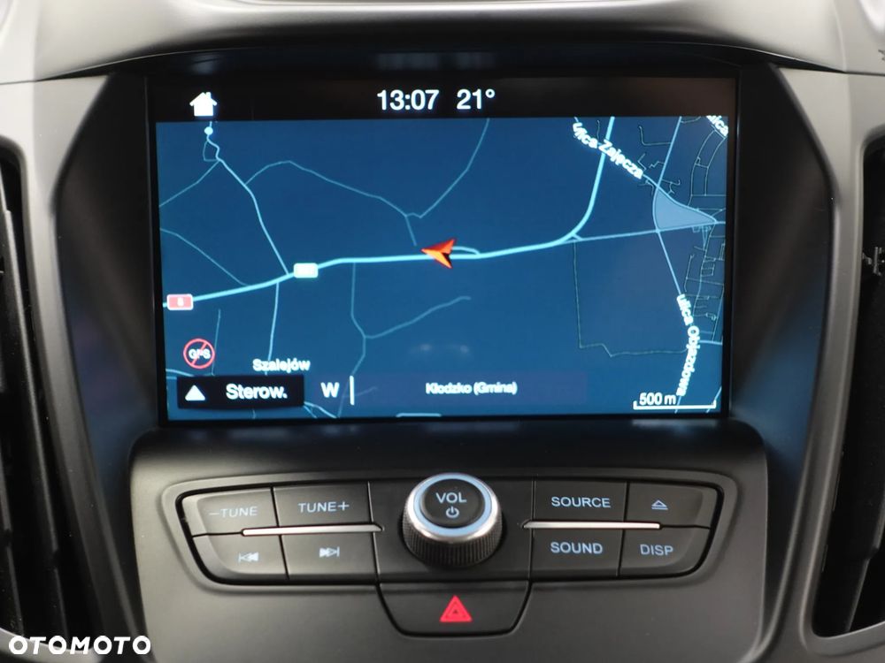 Ford Kuga - 34