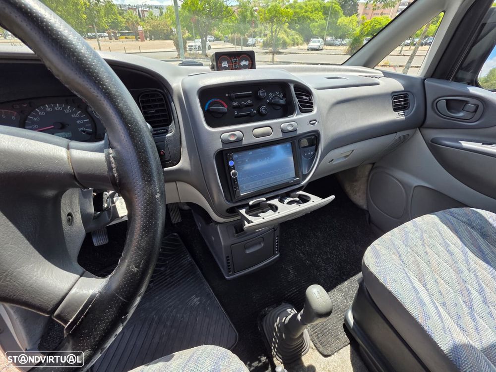 Mitsubishi Space Gear 2.5 TD GLX - 7
