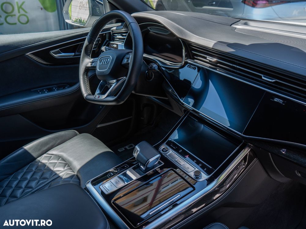 AUDI Q8 2022 — imagine 32