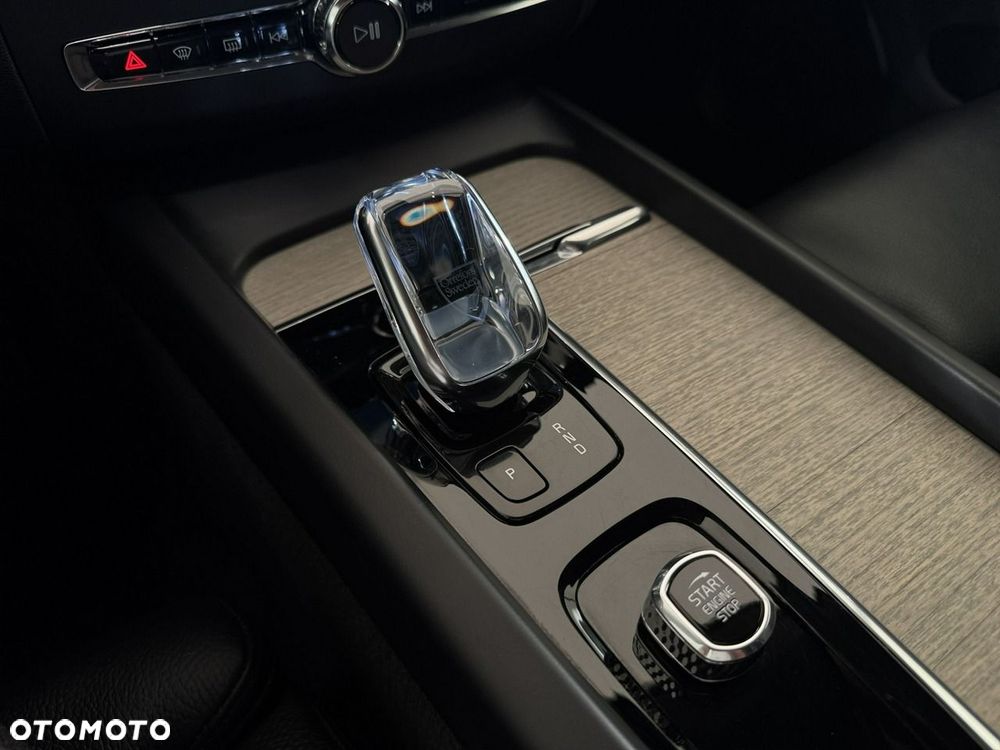 Volvo XC 60 - 31