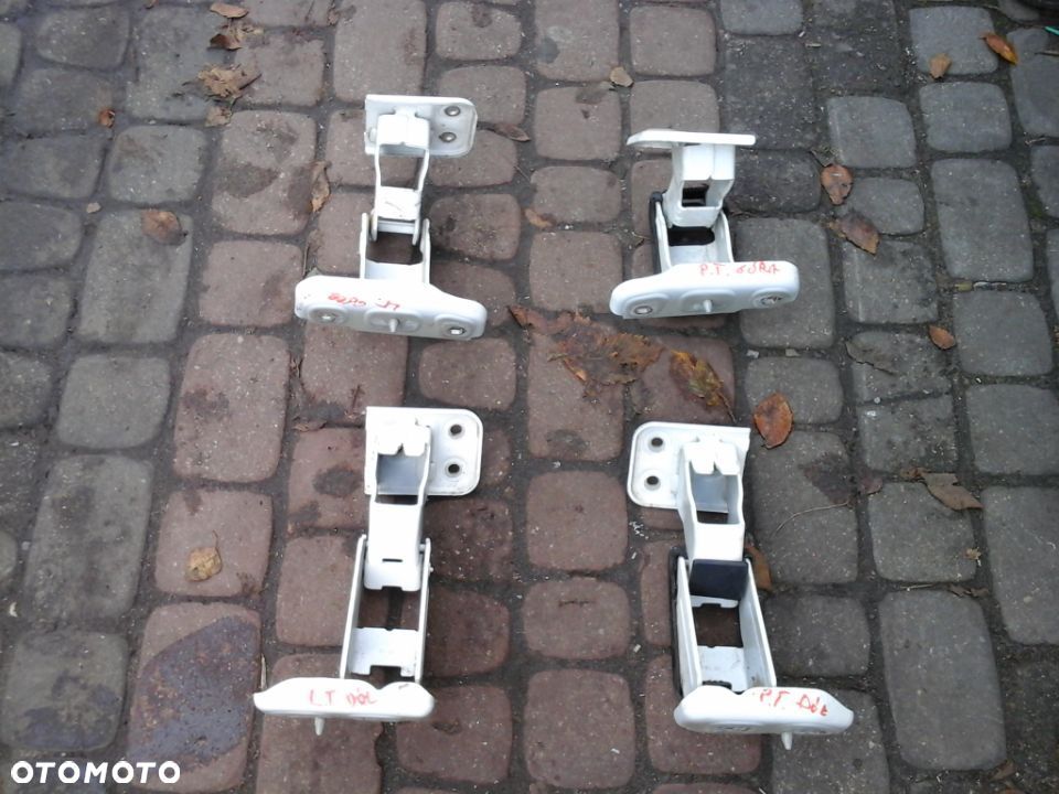 ZAWIASY DRZWI CITROEN JUMPY, FIAT SCUDO, EXPERT 07-17 - 1