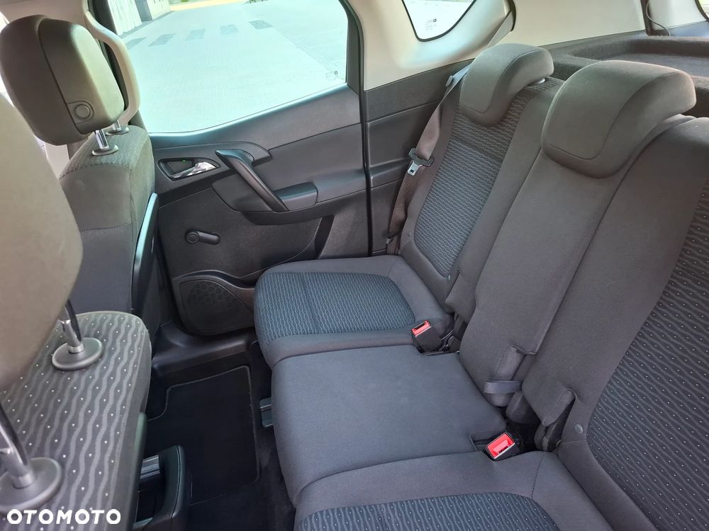 Opel Meriva 1.4 T Cosmo - 28