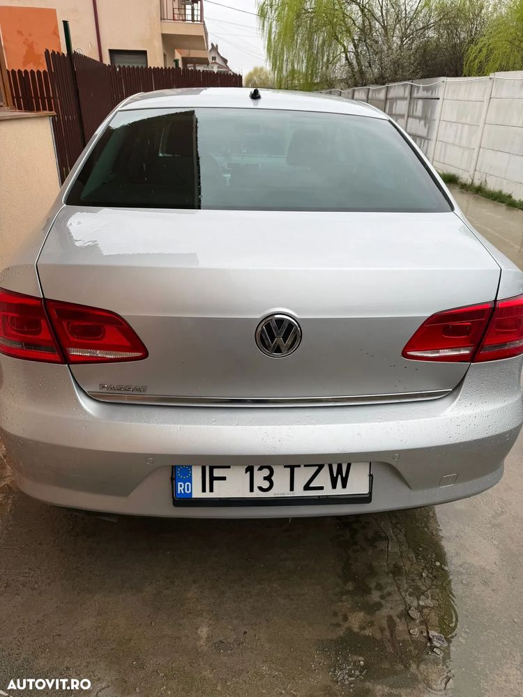 Volkswagen Passat 2.0 TDI BlueMotion Technology DSG Highline - 8
