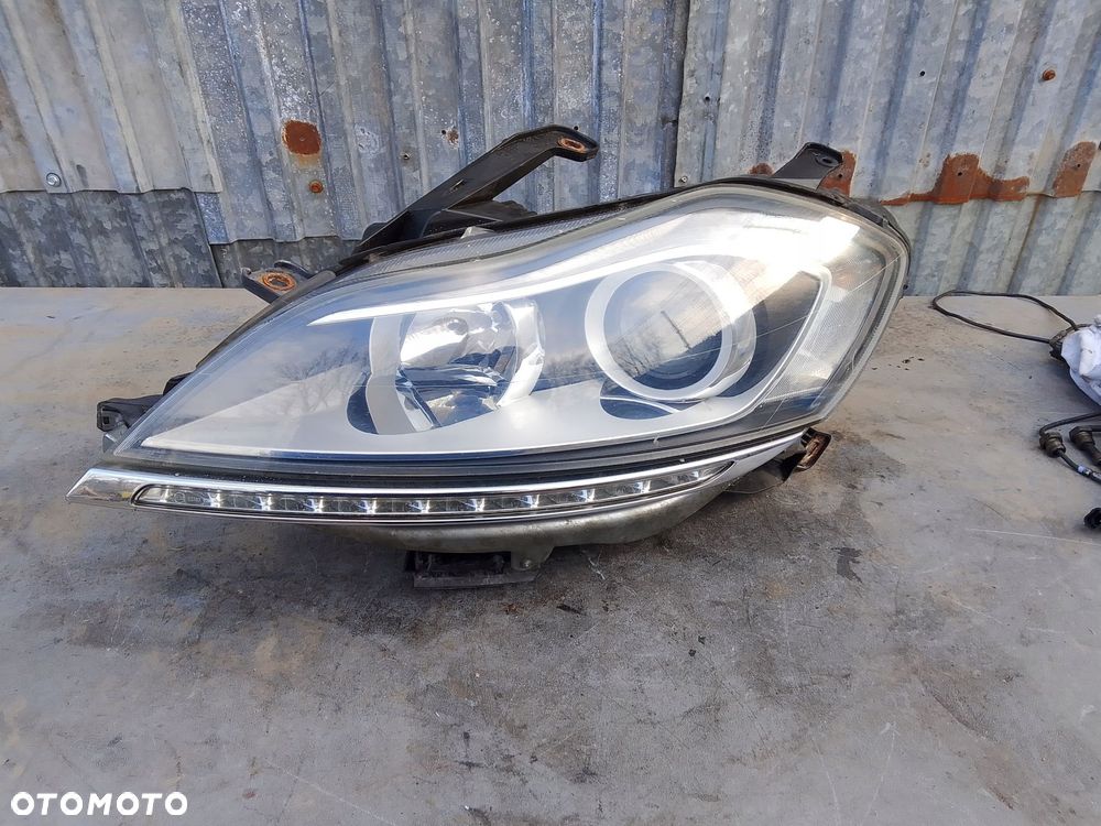 lampa lewa przód lancia delta iii led 51824830 europa - 1