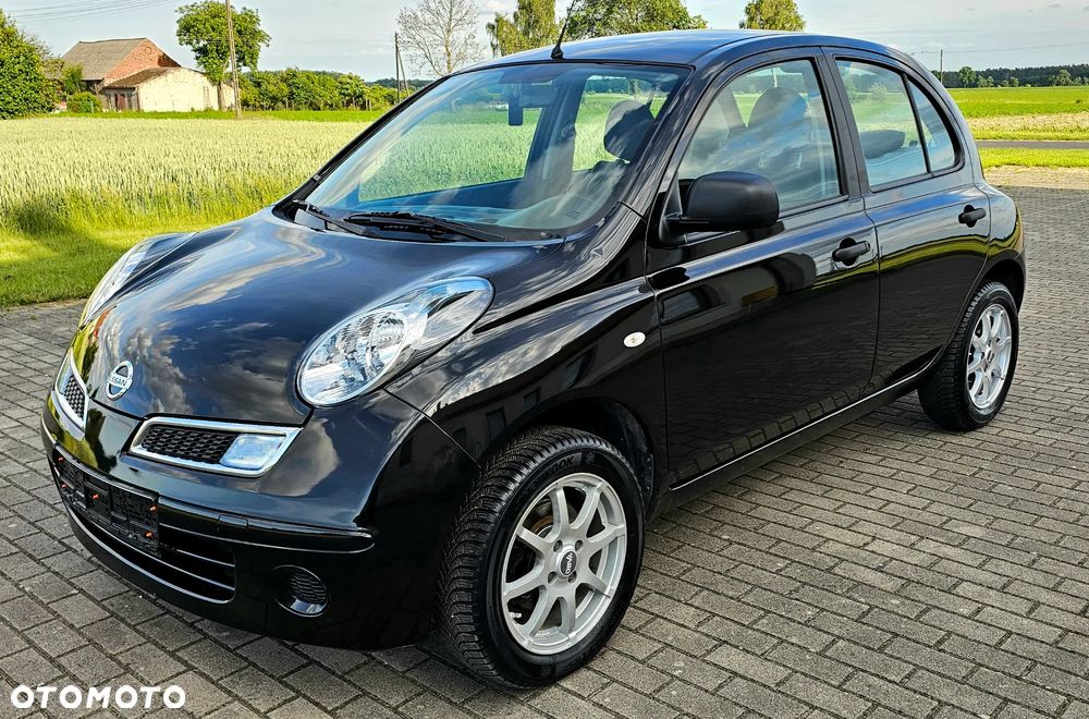 Nissan Micra - 1