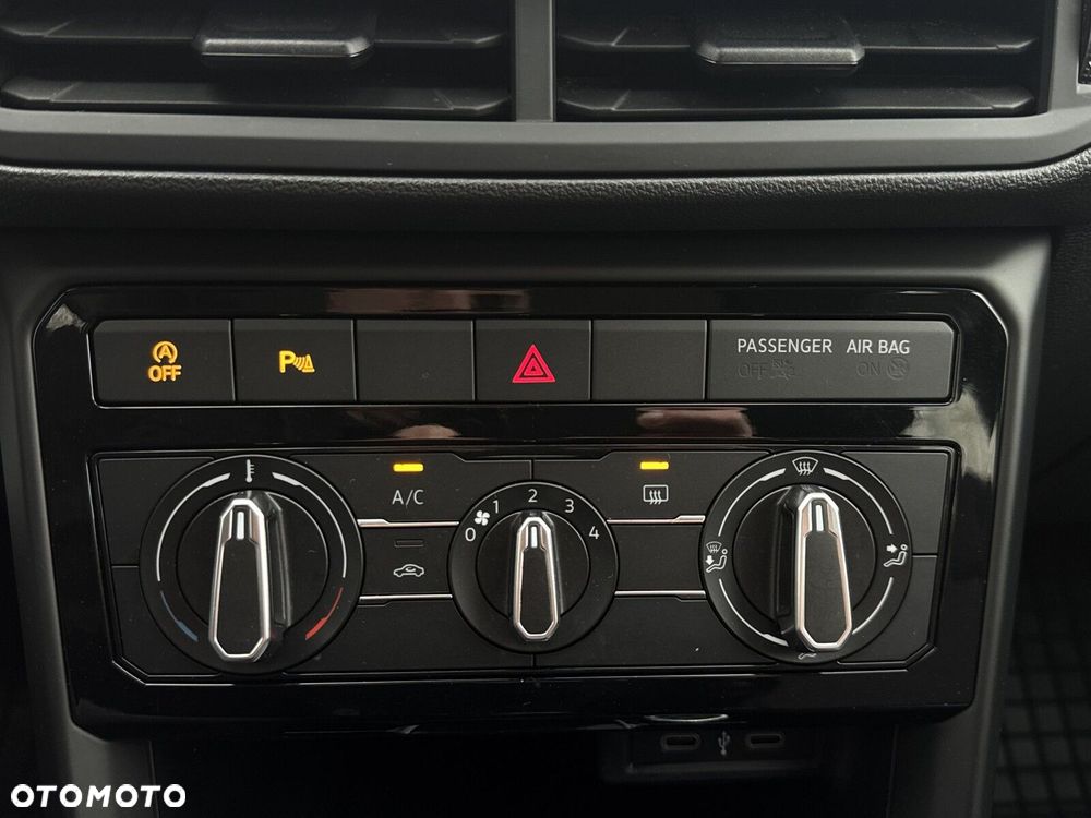 Volkswagen T-Cross 1.0 TSI Life - 21