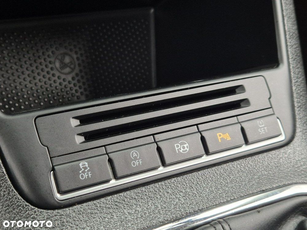 Volkswagen Tiguan - 16