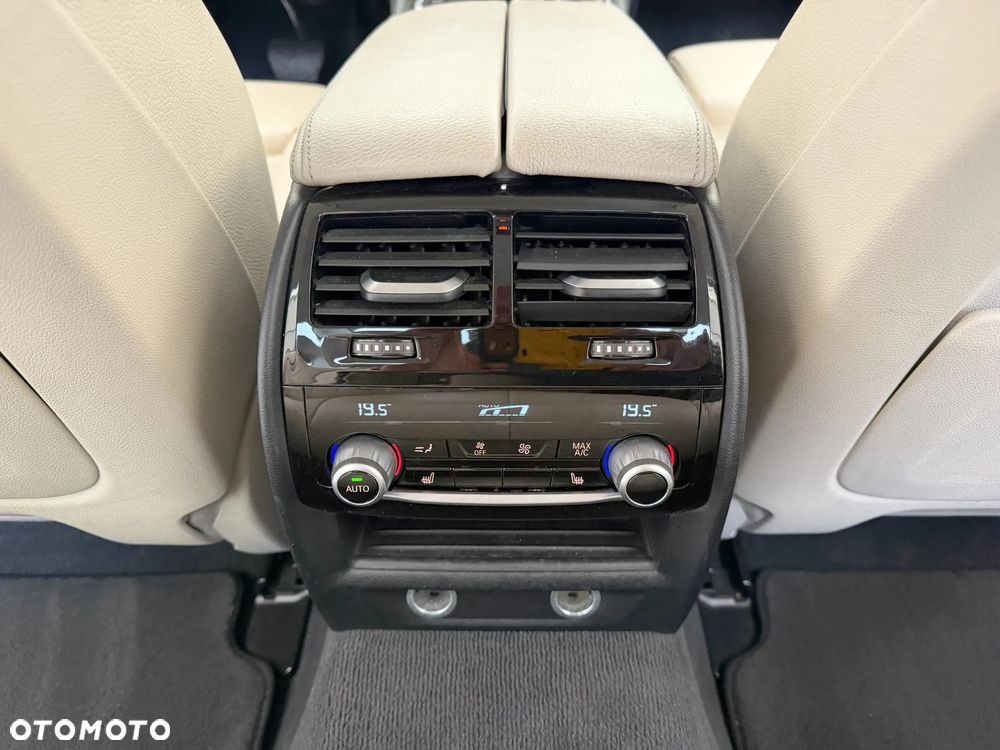 BMW Seria 5 520d - 9