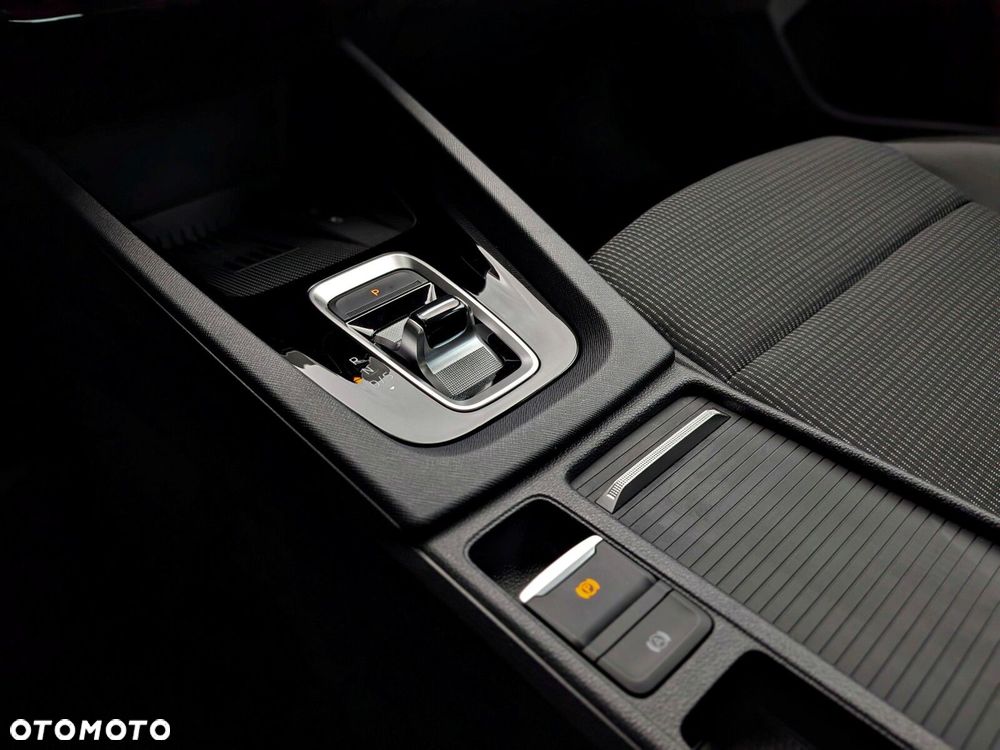 Skoda Octavia 1.5 TSI mHEV Selection DSG - 34