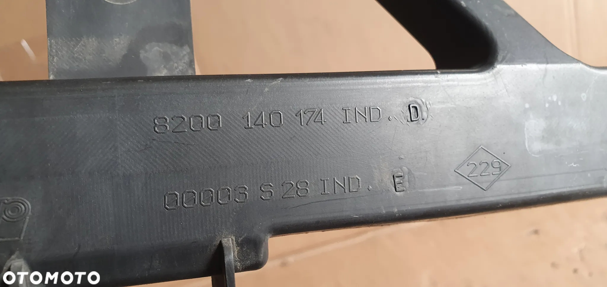 Pas przedni wzmocnienie Renault Scenic II 8200140174 - 6
