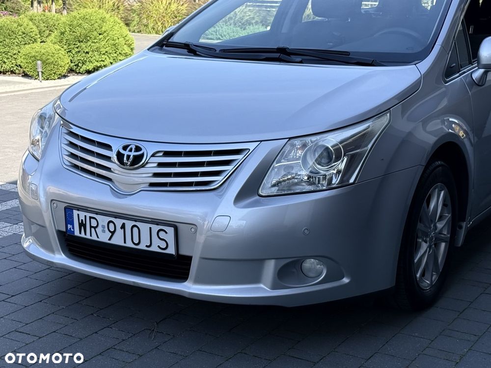 Toyota Avensis - 34