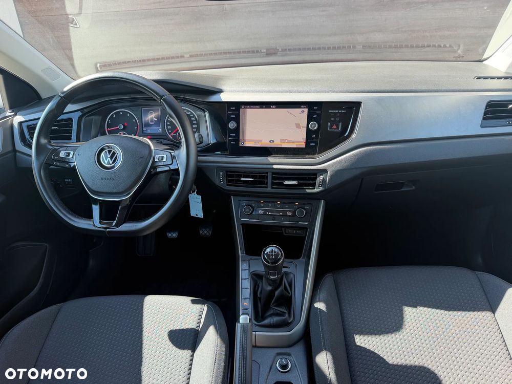 Volkswagen Polo - 16