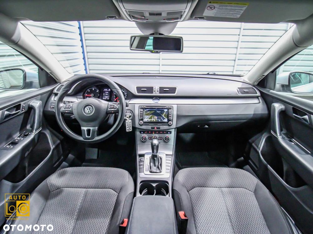 Volkswagen Passat 2.0 Blue TDI DSG SCR Comfortline - 4