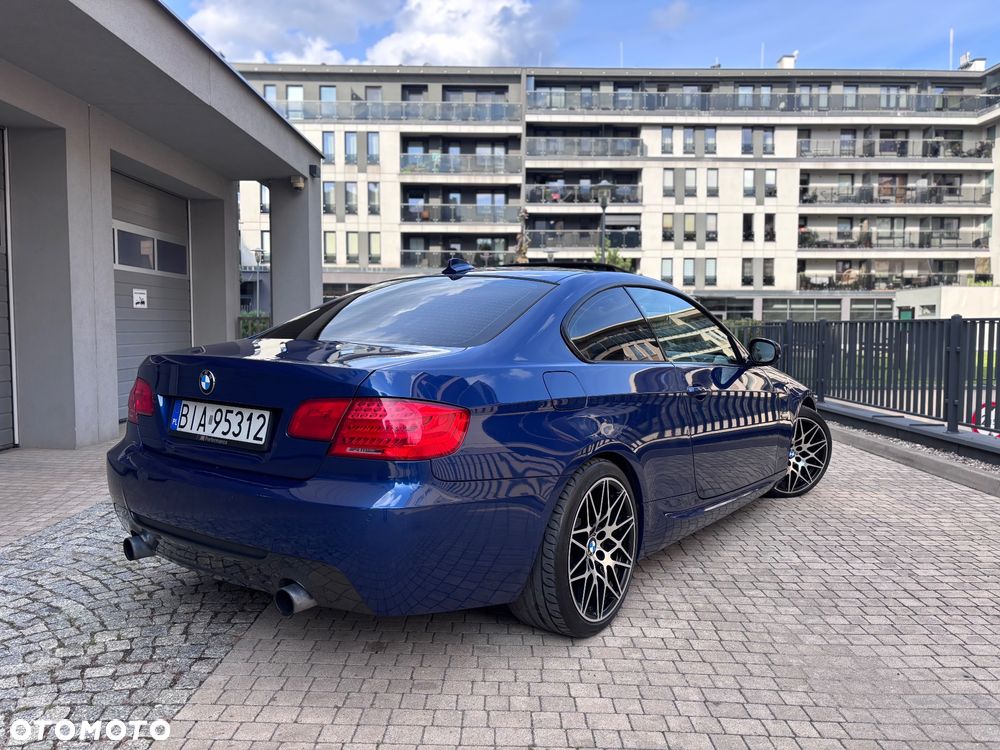 BMW Seria 3 335i M Sport Edition - 13