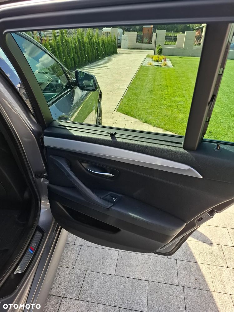 BMW Seria 5 520d - 11