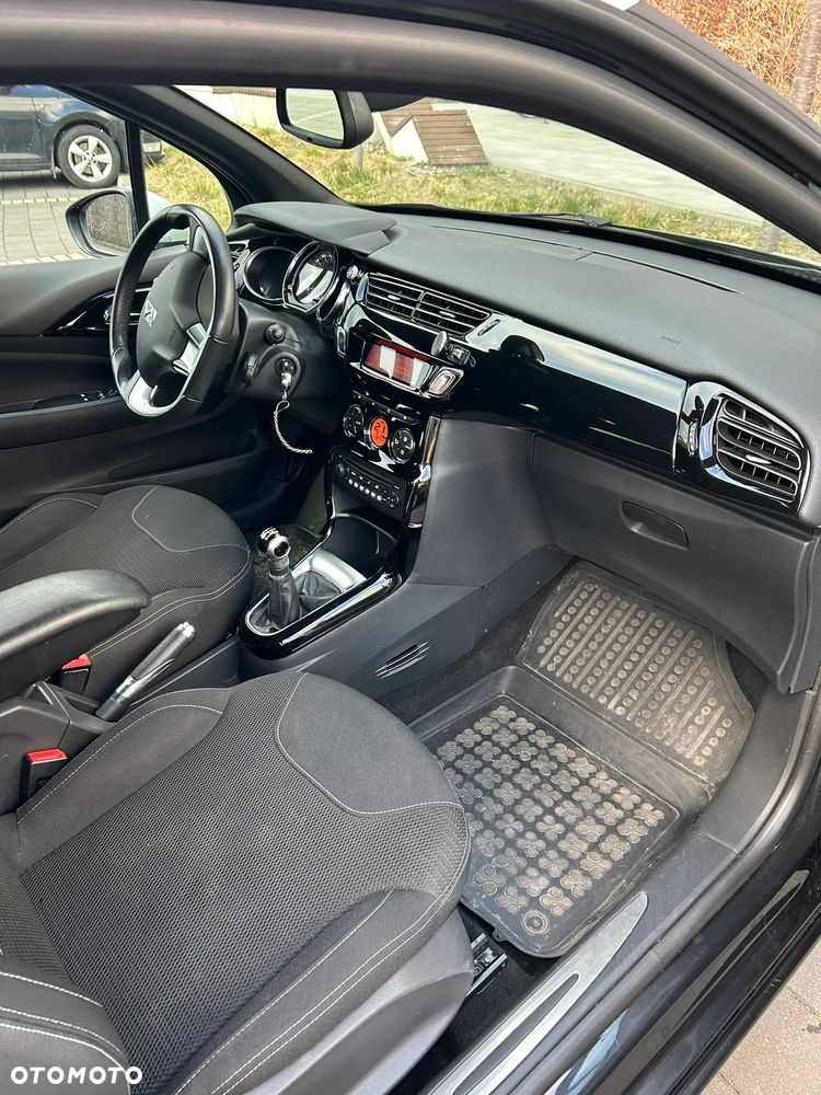 Citroën DS3 HDi 90 FAP SoChic - 31