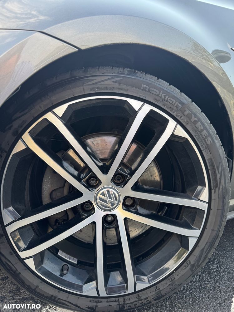 Volkswagen Golf 2.0 TDI DPF BMT GTD - 17