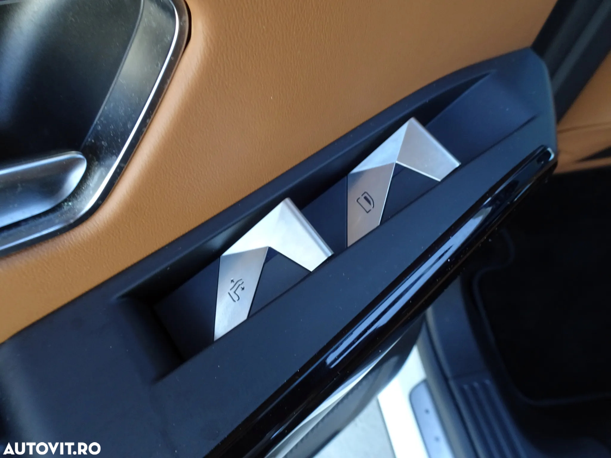 DS Automobiles DS 7 Crossback - 24