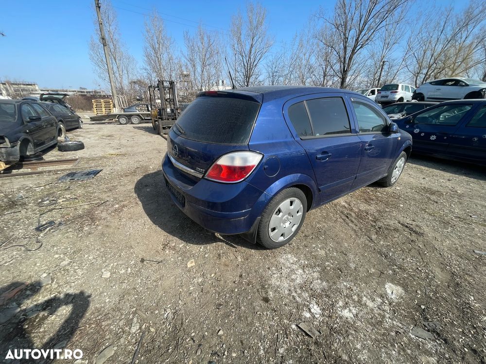 Dezmembrez Opel Astra H 1.4 Benzina - 7