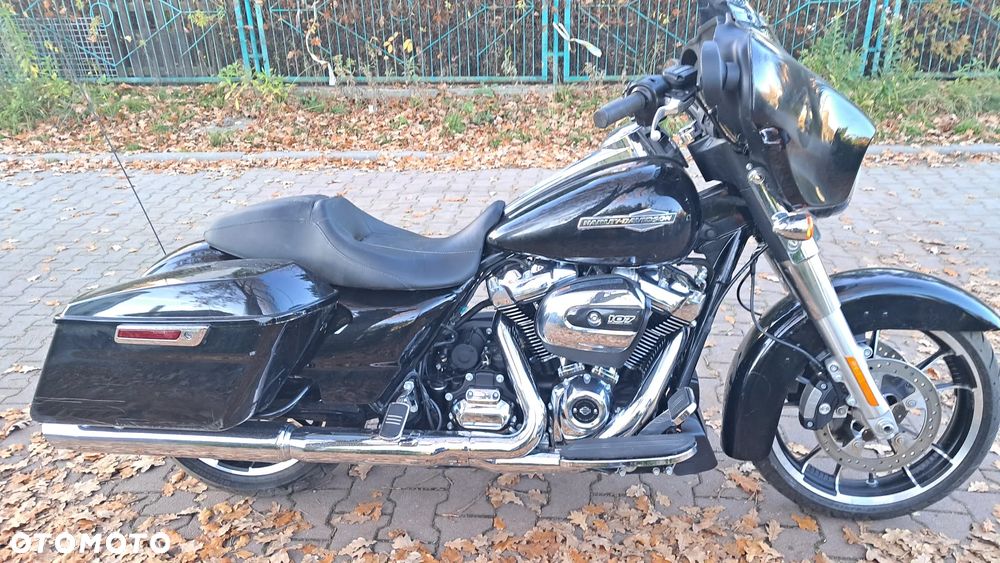 Harley-Davidson Touring Street Glide - 26