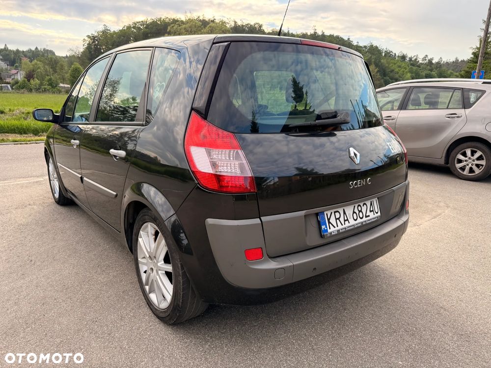 Renault Scenic 2.0 16V Avantage - 5