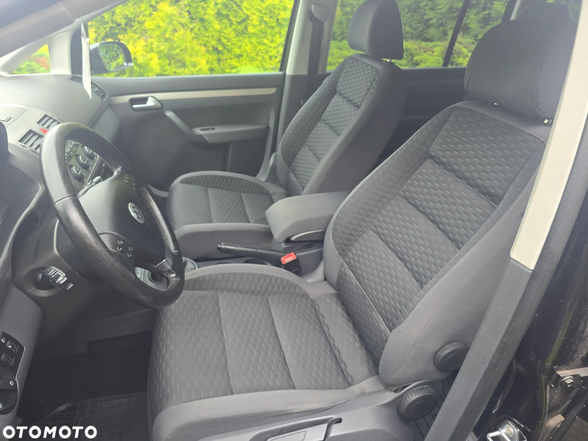 Volkswagen Touran 1.9 TDI Highline - 11