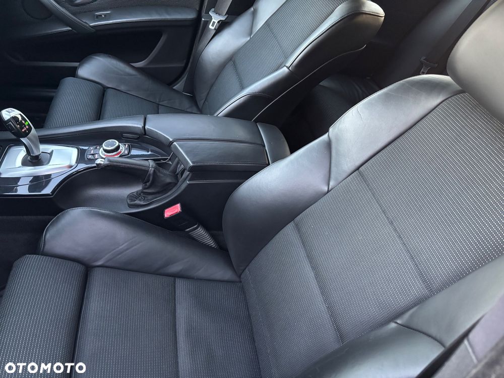 BMW Seria 5 530d Edition Exclusive - 16