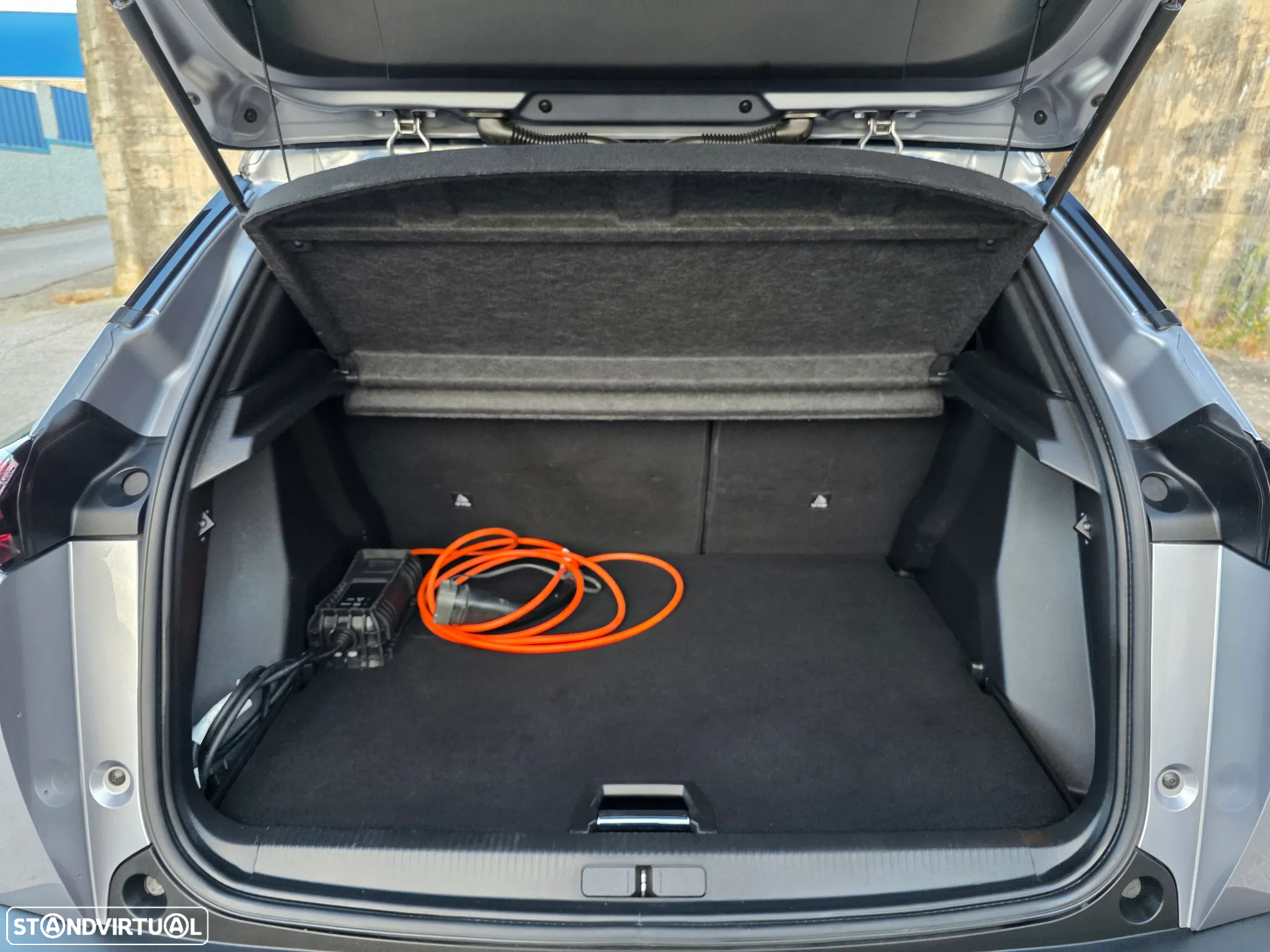 Peugeot e-2008 50 kWh GT Line - 9