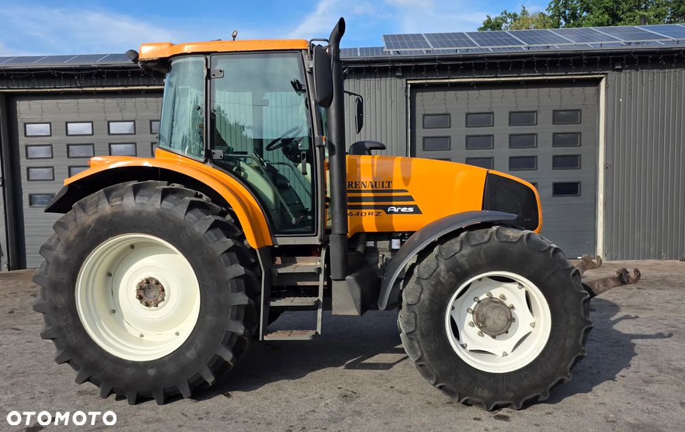 Renault Ares 640 RZ - 20