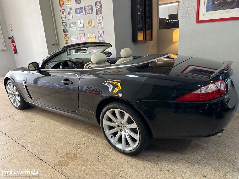 Jaguar XK 4.2 V8 Convertible - 4