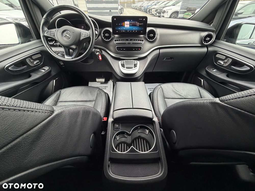 Mercedes-Benz Klasa V 300 d Extralang 4Matic 9G-TRONIC Avantgarde Edition - 40