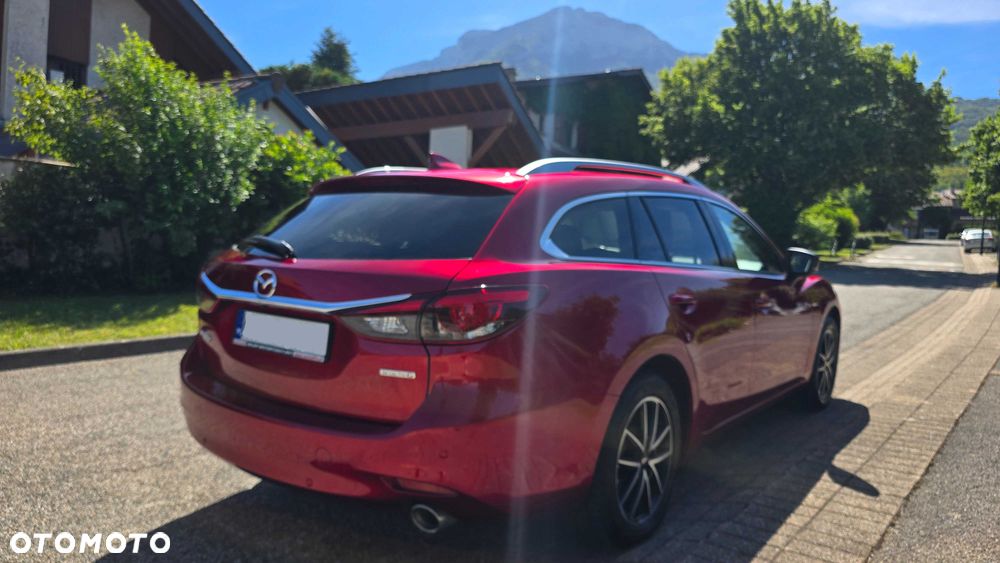Mazda 6 - 8
