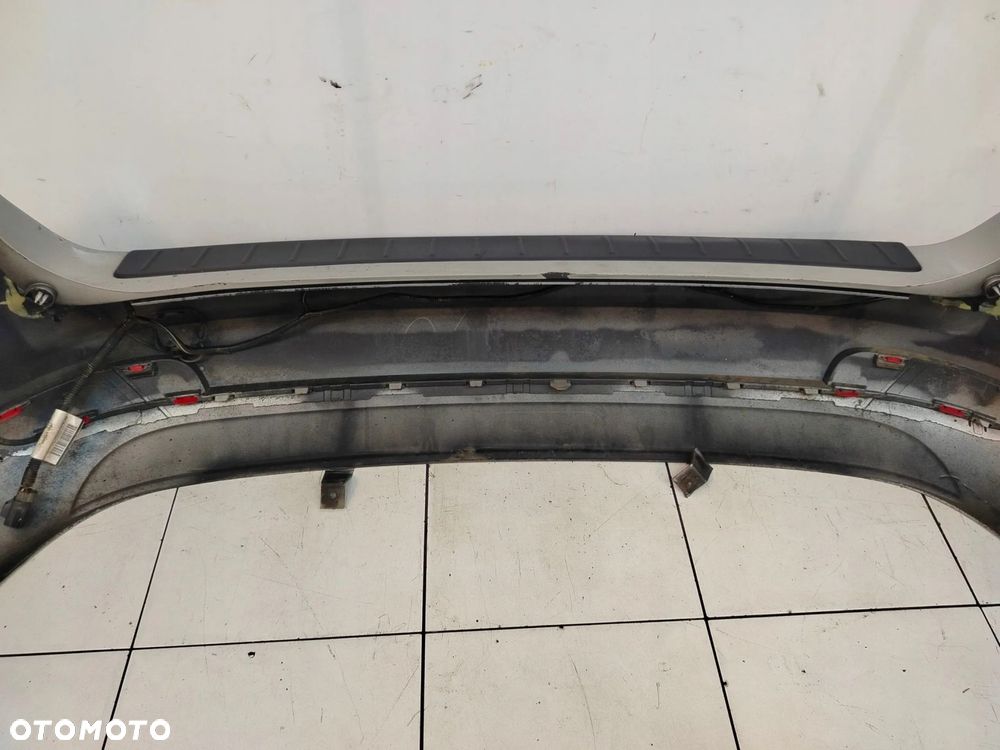 VOLVO V50 LIFT 07R- ZDERZAK TYŁ TYLNY PDC 426 - 11