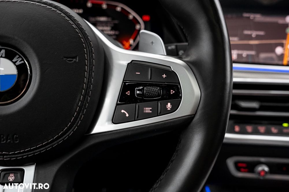 BMW X5 M M50d - 33