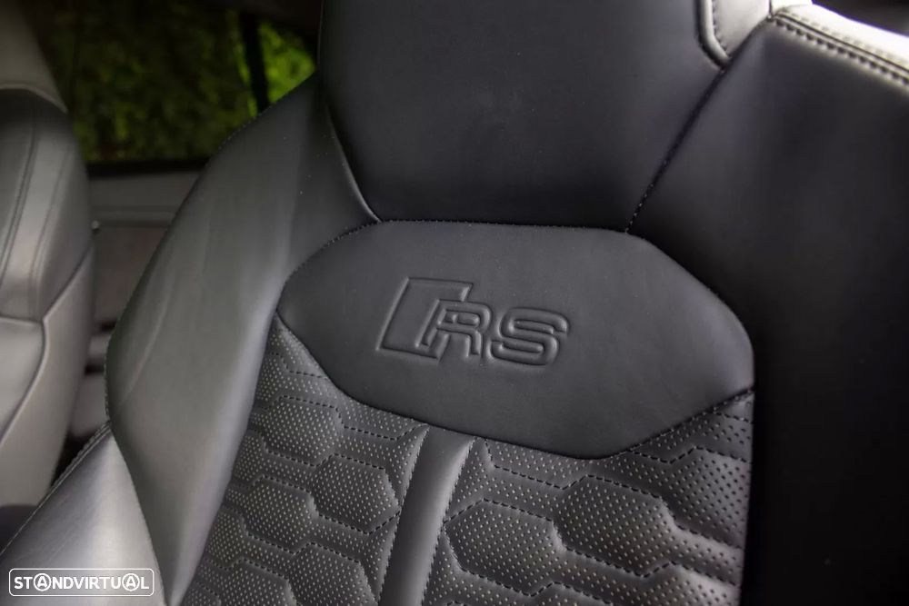 Audi RS Q8 4.0 TFSI quattro Tiptronic - 16
