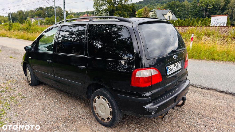 Ford Galaxy - 3