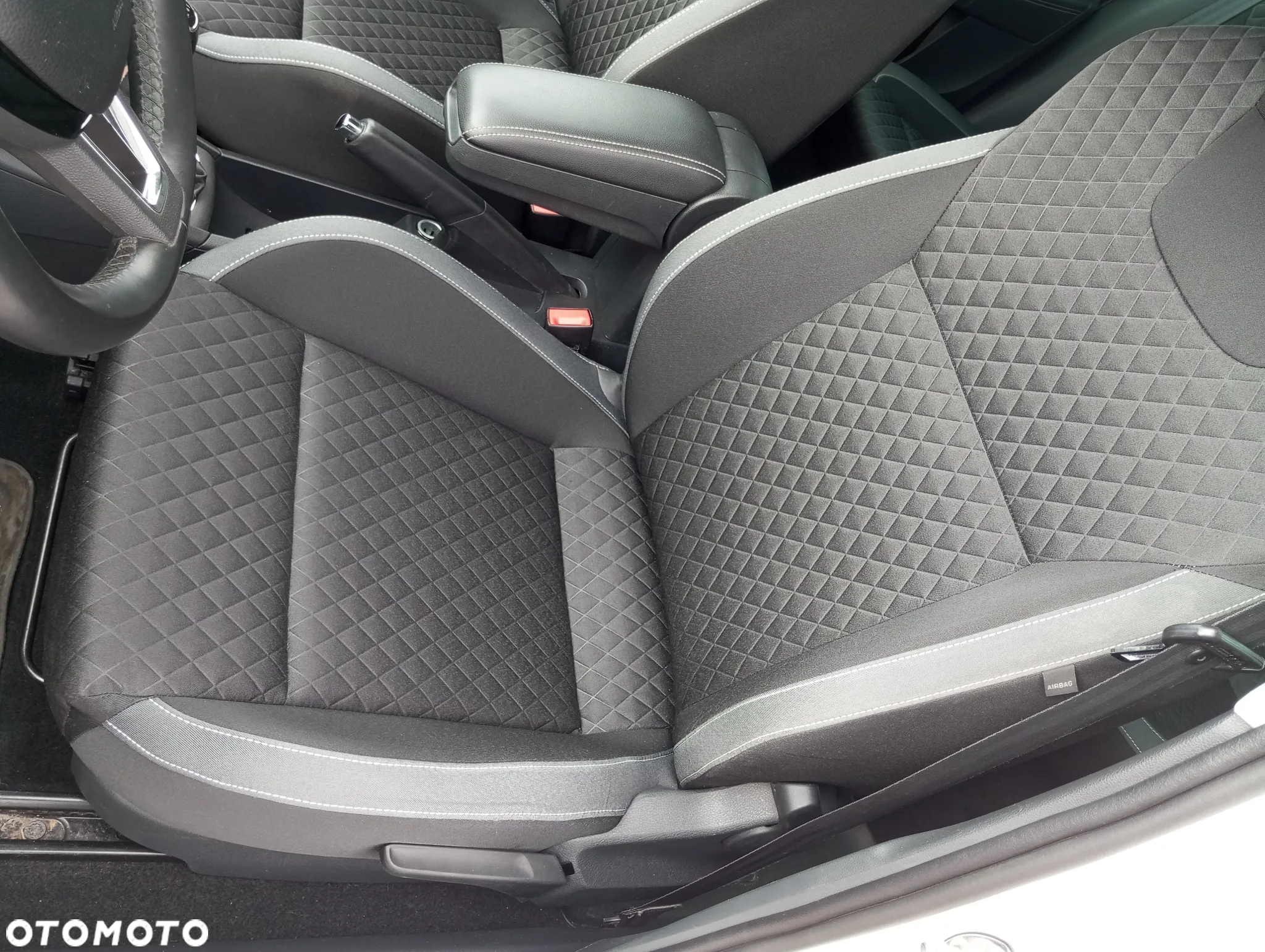Skoda RAPID 1.0 TSI Style - 15