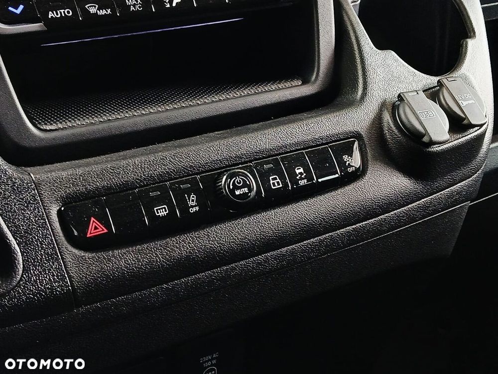 Toyota PROACEMAX - 23