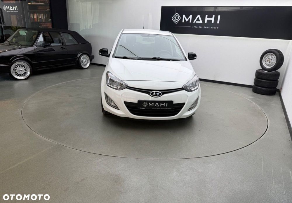 Hyundai i20 - 16
