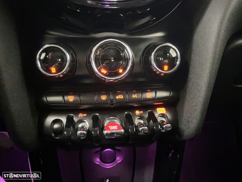 MINI 5 Portas Cooper Auto - 27