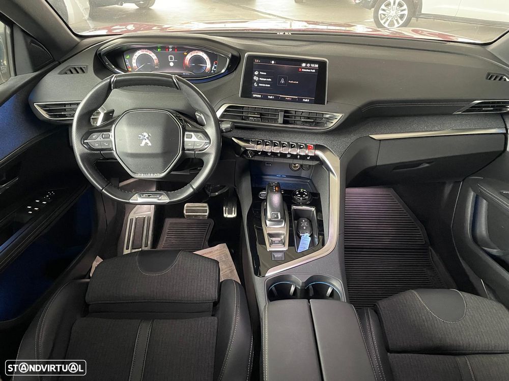 Peugeot 3008 1.2 PureTech GT Line EAT6 - 10