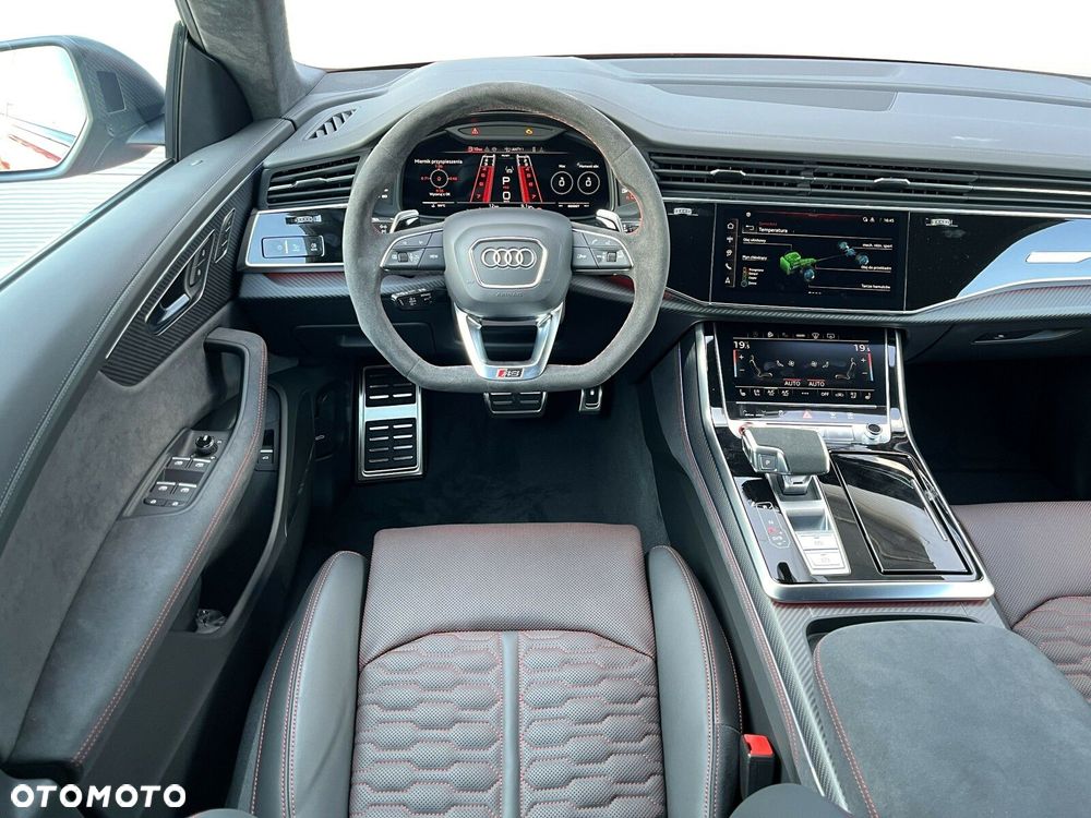 Audi RS Q8 - 5