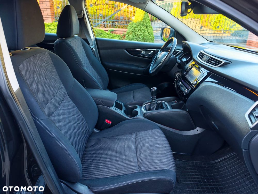 Nissan Qashqai - 22