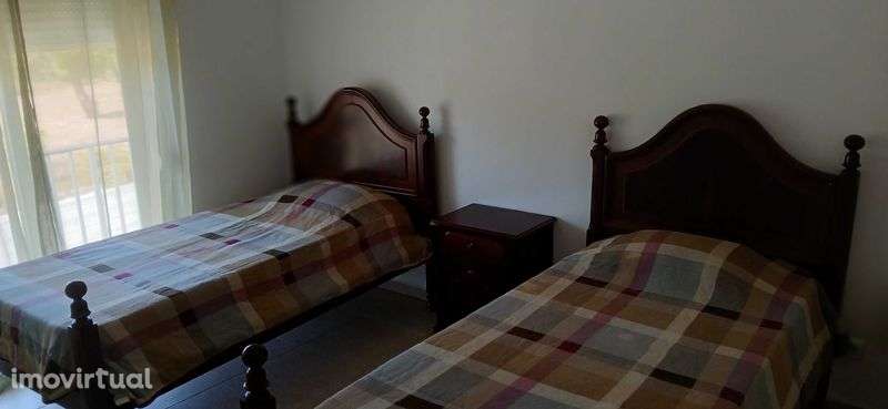 Transpassa se arrendamento de moradia - Grande imagem: 3/8