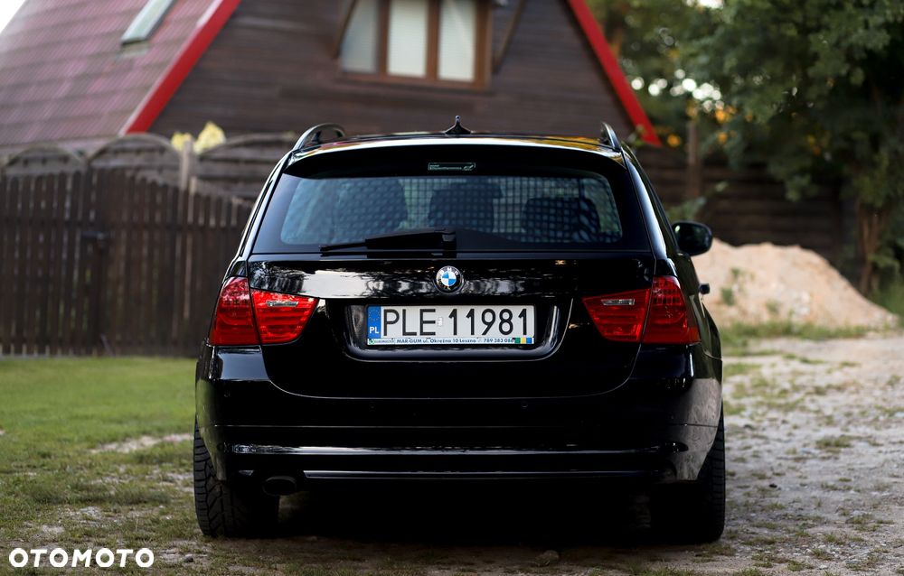 BMW Seria 3 318d - 6